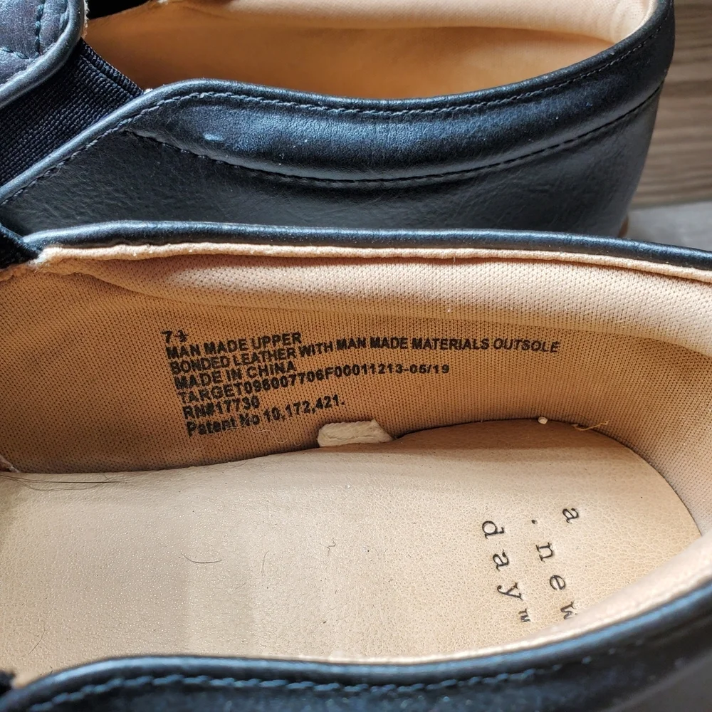 a new day Black Quilted Women's Reese Loafer Sneakers Size 7 1/2